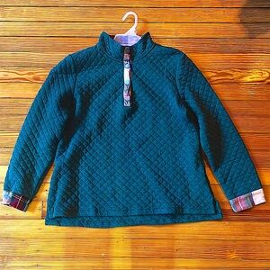 Women’s dark green pullover